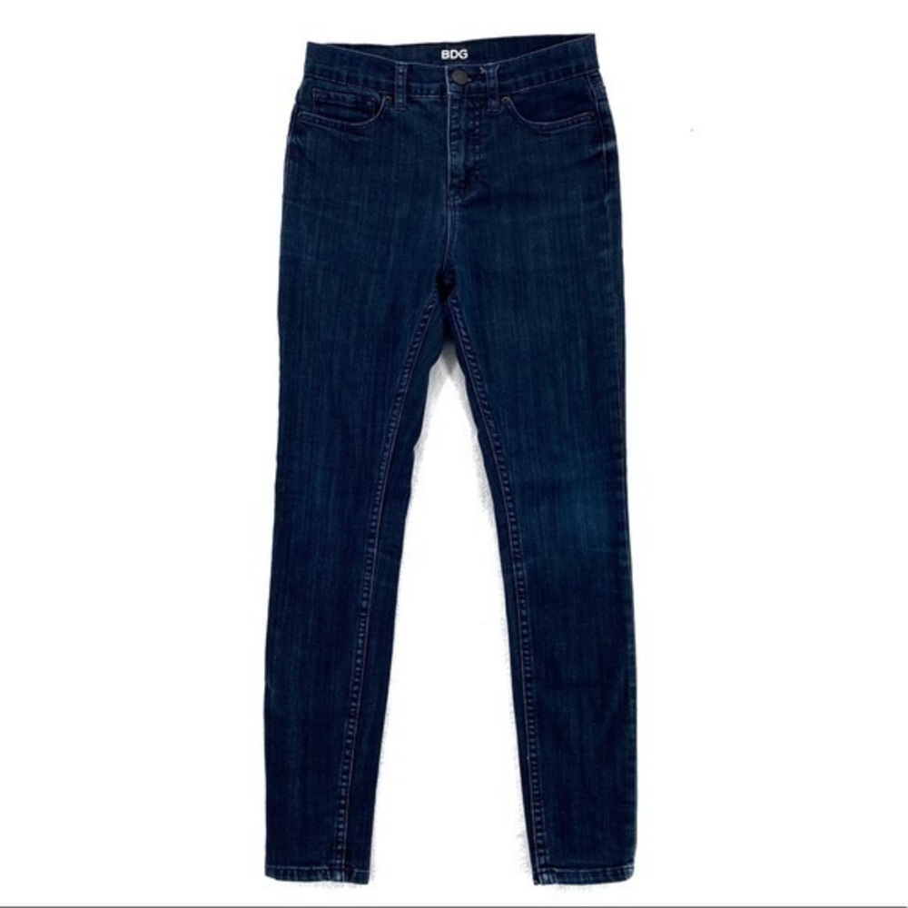 BDG Stretch Dark Wash High Rise Twig Skinny‎ Jean